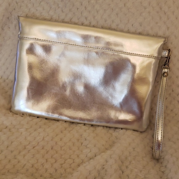 Express Envelope Wristlet - Picture 3 of 8